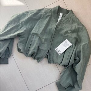 lululemon athletica Women's crinkle nylon track jacket sage wordmark